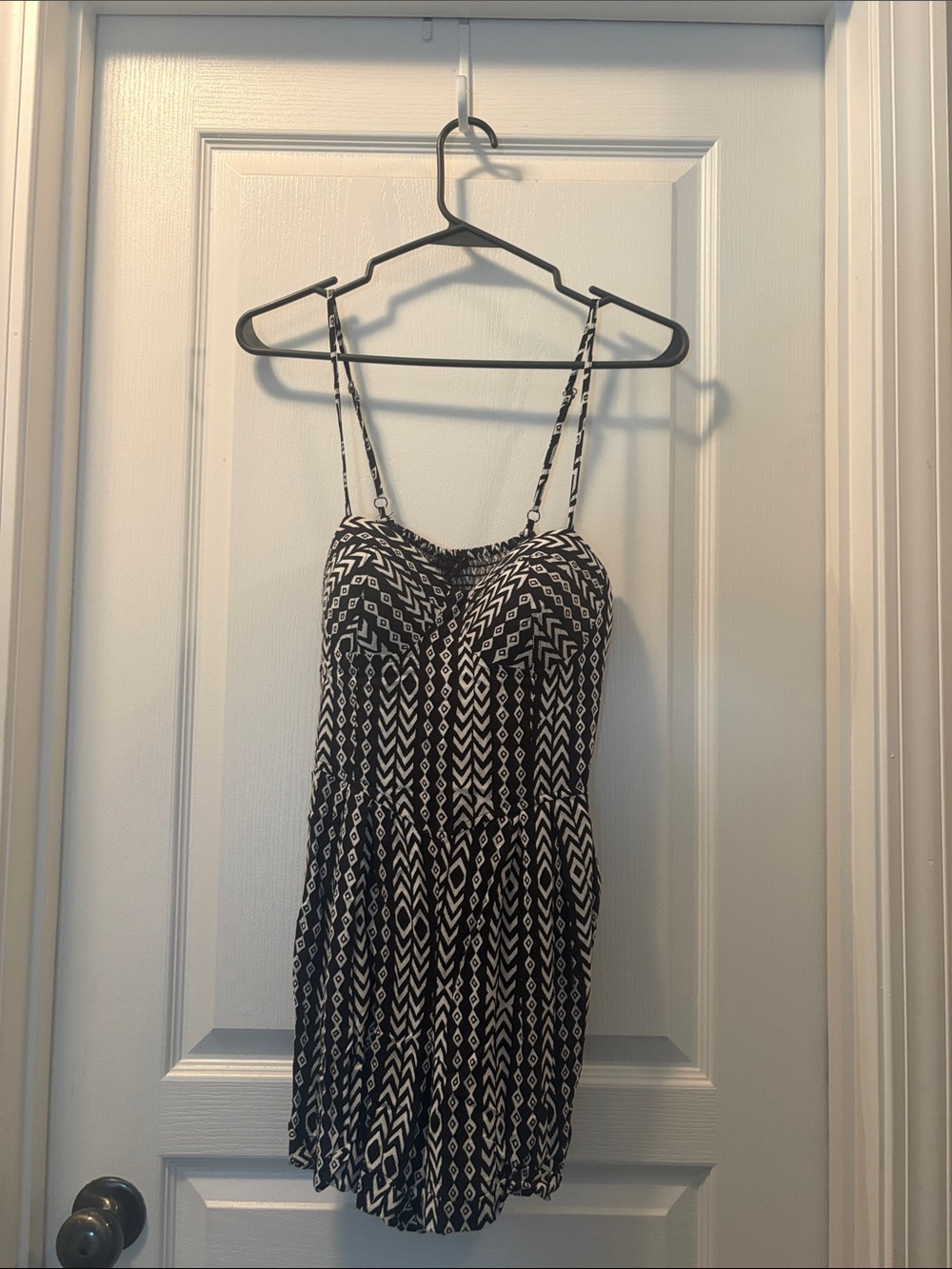Material Girl Black White Geometric Romper Size M